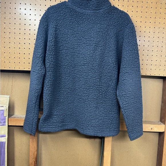 Women's Gray Victoria’s Secret three-quarter zip sweatshirt - Picture 3 of 3